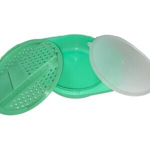 Vintage Tupperware Cheese Grater Shred Lid Bowl 786 787 Jadeite Green Lot of 3